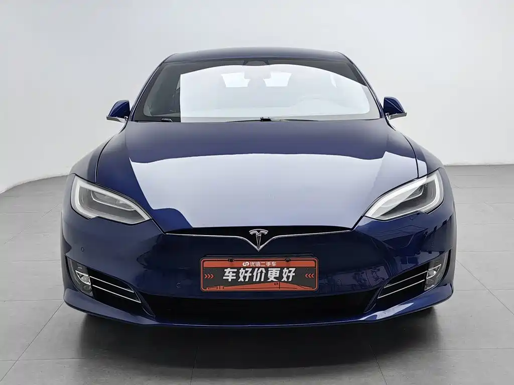 Tesla Model S — миниатюра 3