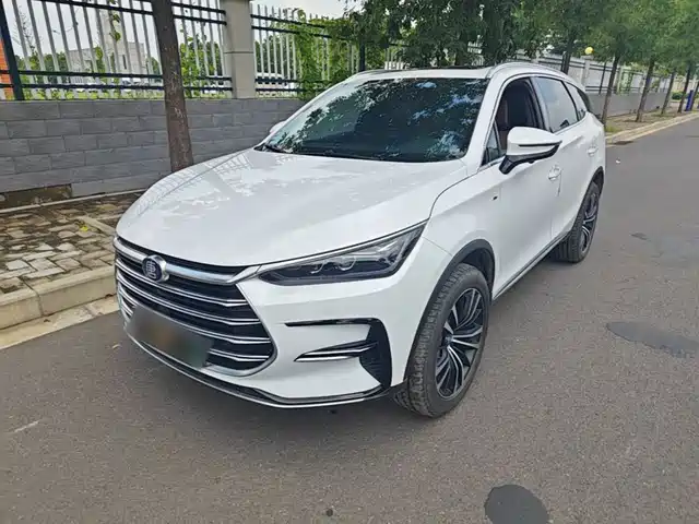 2021 BYD Tang