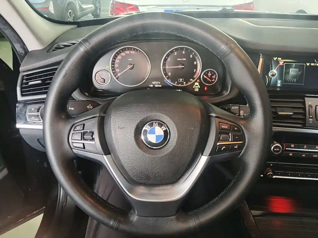 BMW X3 (Import) — миниатюра 11