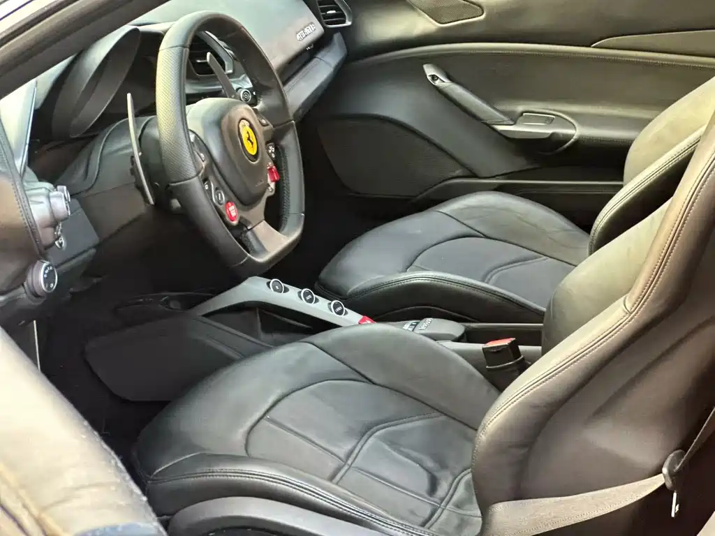 Ferrari 488 — миниатюра 5