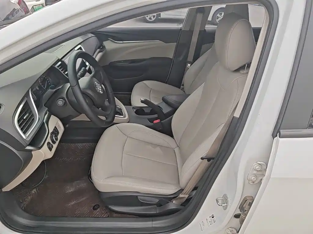 Buick Excelle — миниатюра 15