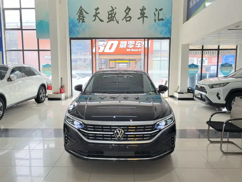 Volkswagen Passat 2024