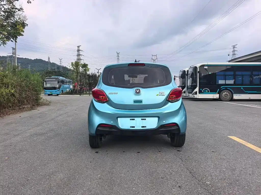 Changan Benben E-Star — миниатюра 8