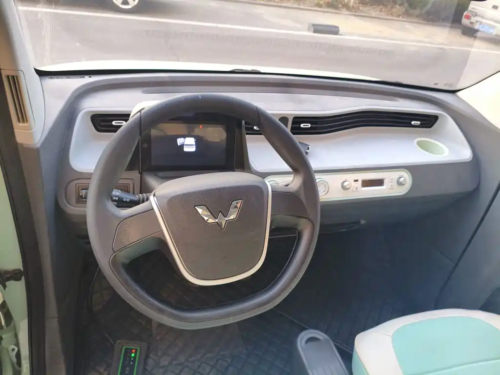 Wuling MINIEV — миниатюра 10