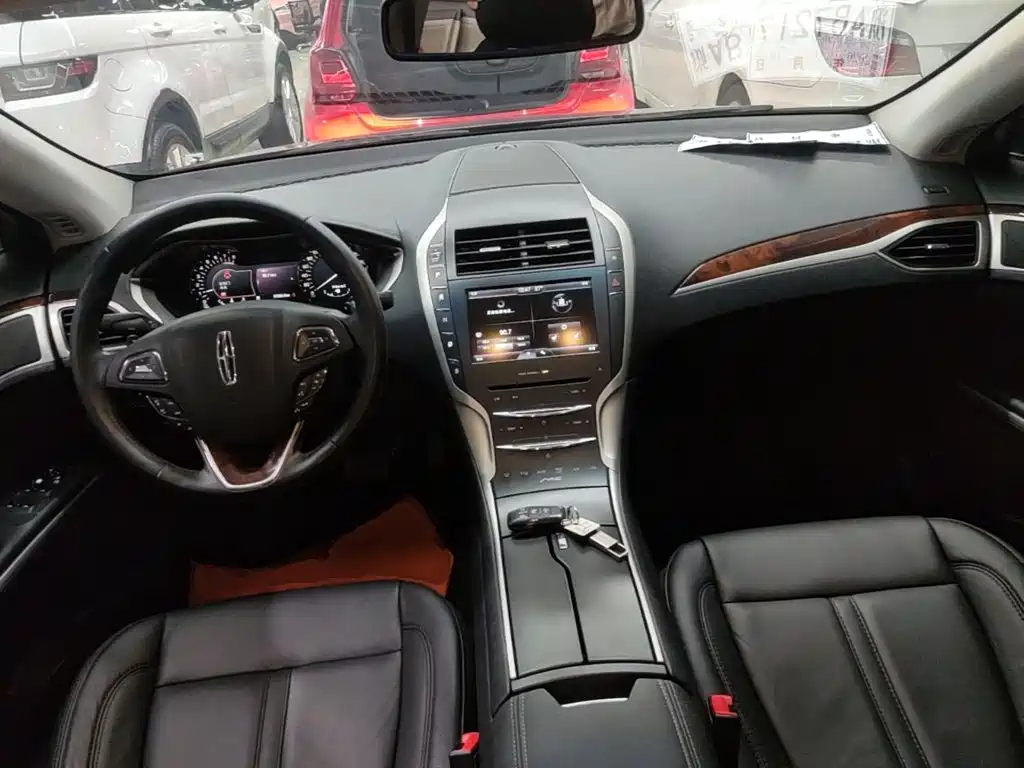 Lincoln MKZ — миниатюра 10