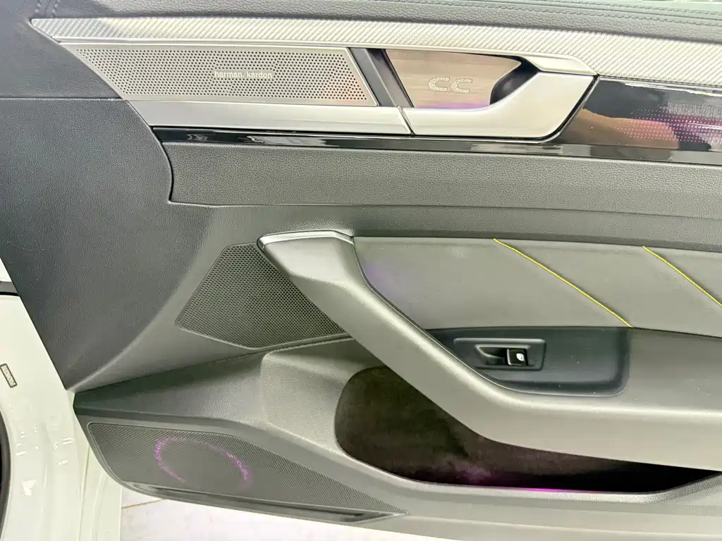 Volkswagen CC — миниатюра 13