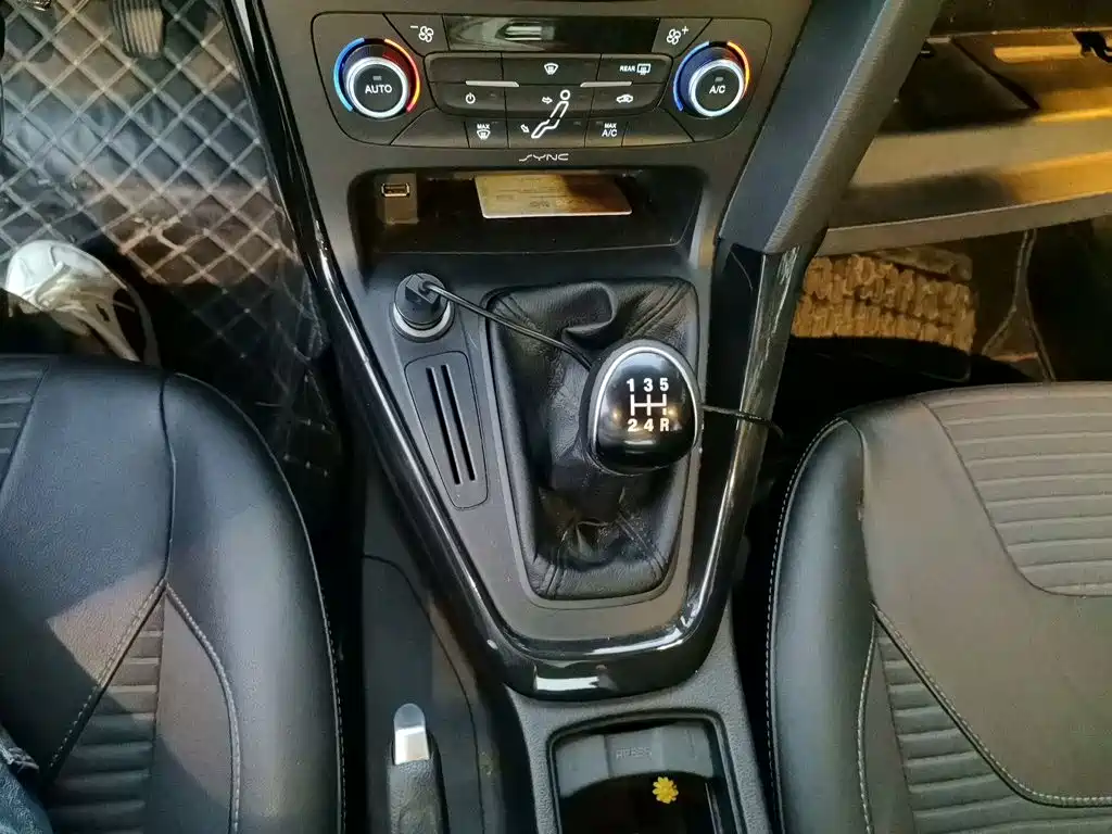 Ford Focus — миниатюра 10