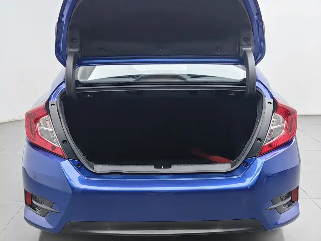 Honda Civic — миниатюра 16