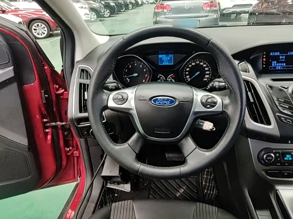 Ford Focus — миниатюра 11