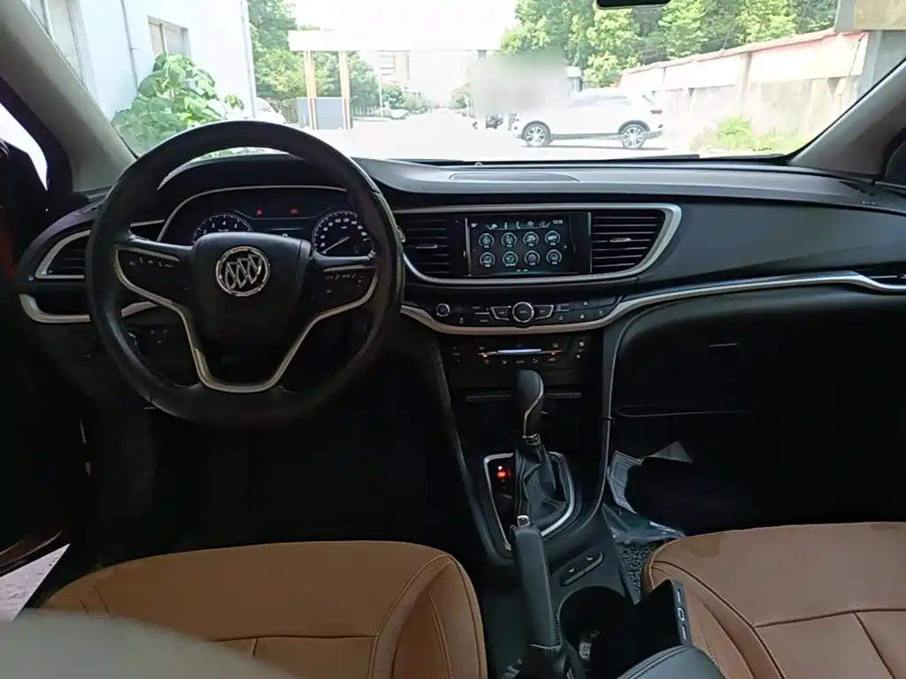 Buick Excelle — миниатюра 10