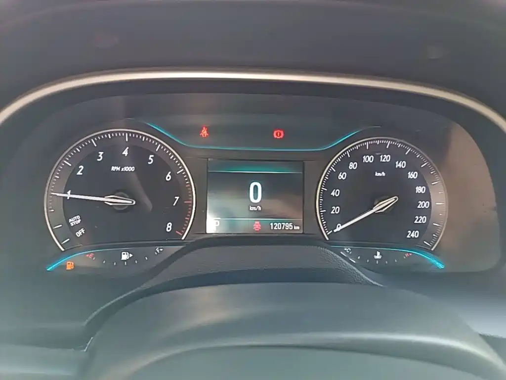 Buick Excelle — миниатюра 12