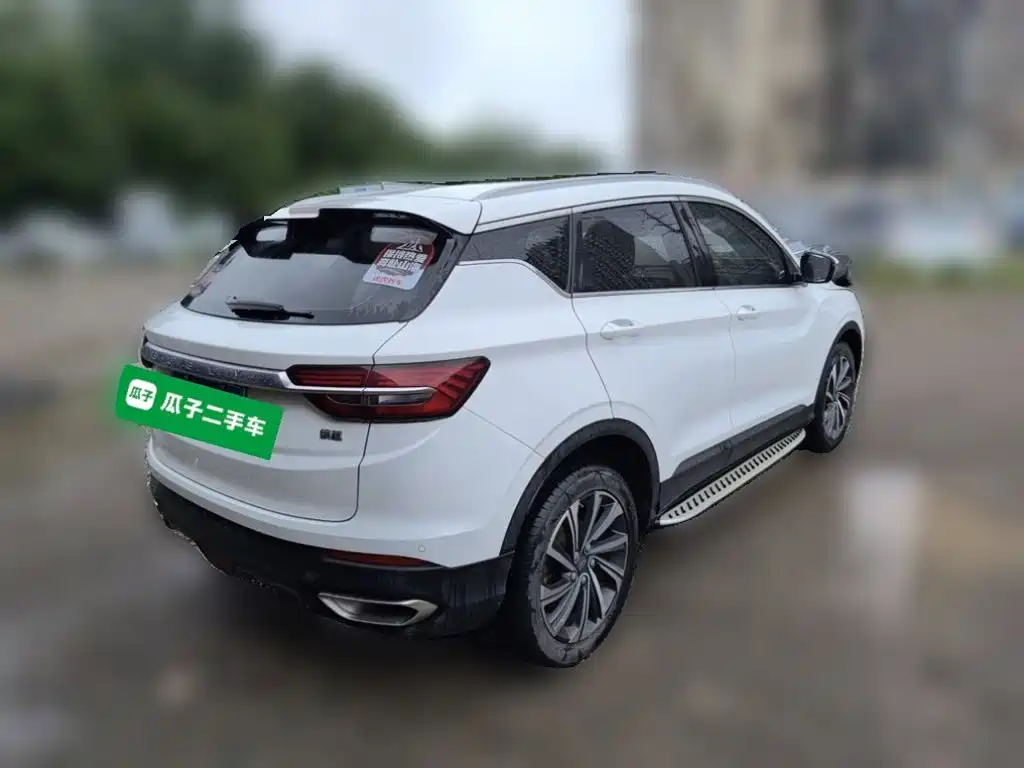 Geely Binyue — миниатюра 5