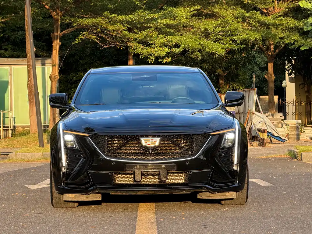 Cadillac CT5 — миниатюра 6