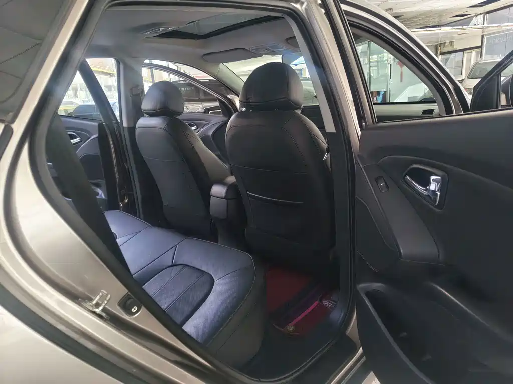 Hyundai ix35 — миниатюра 10