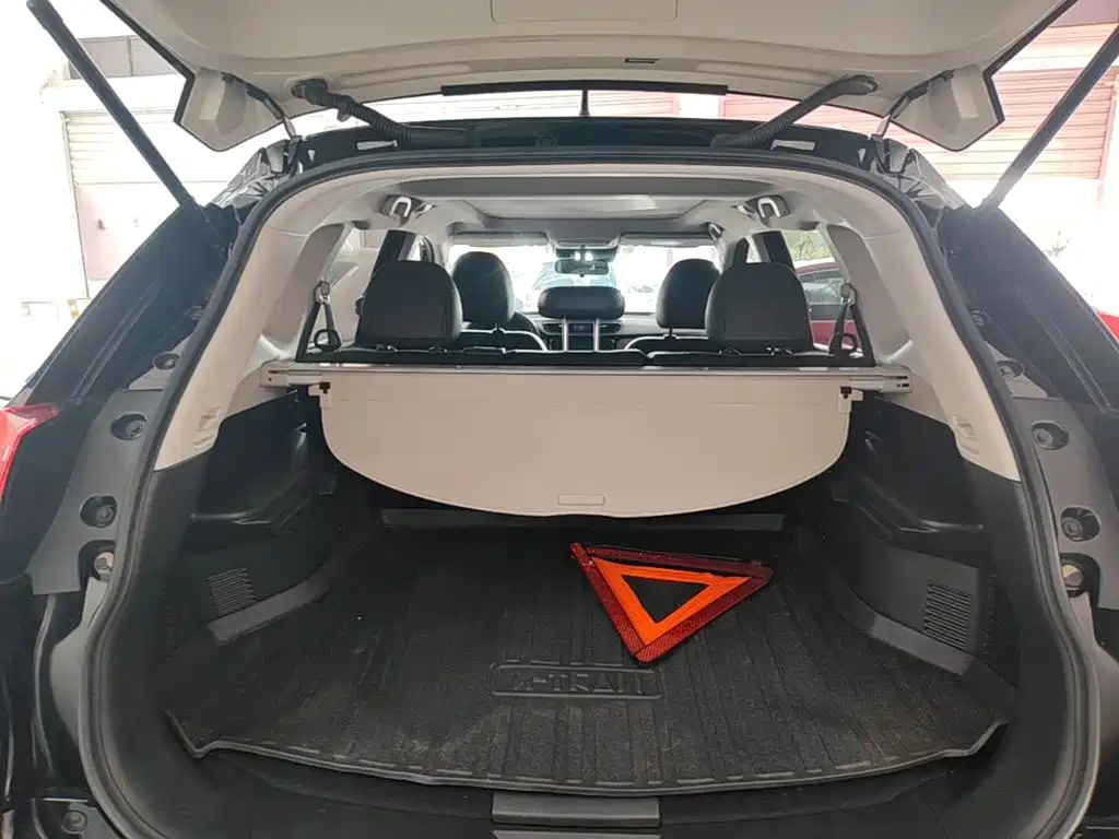 Nissan X-Trail — миниатюра 19