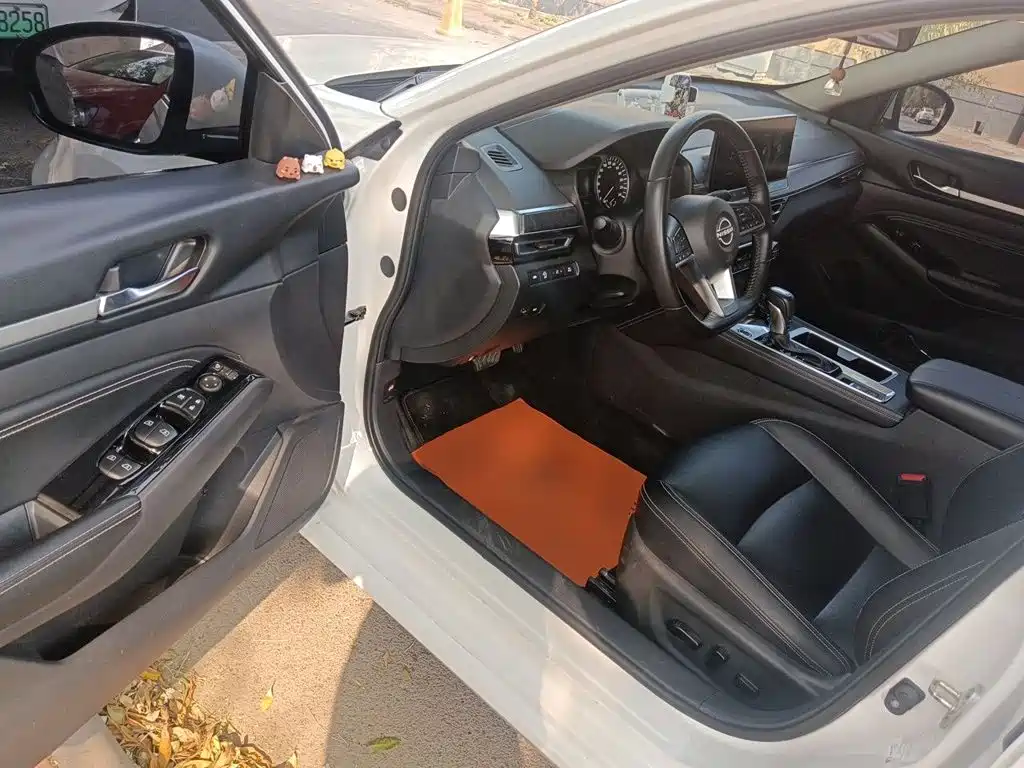 Nissan Teana — миниатюра 12