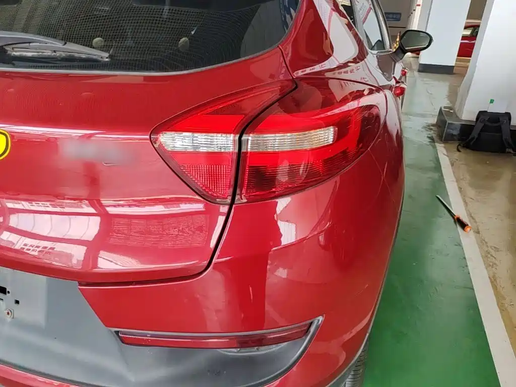 Geely Emgrand GS — миниатюра 8