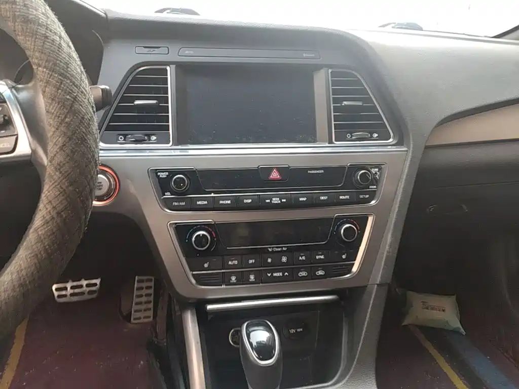Hyundai Sonata — миниатюра 13