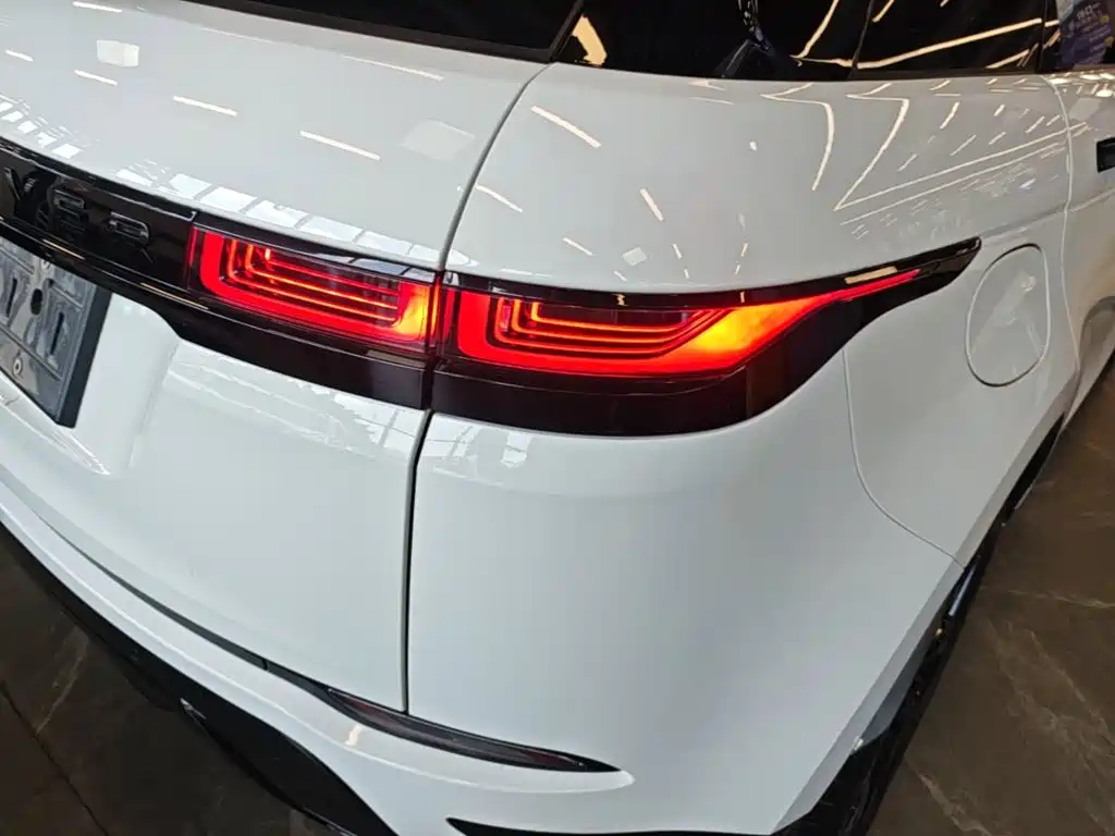 Land Rover Evoque — миниатюра 8