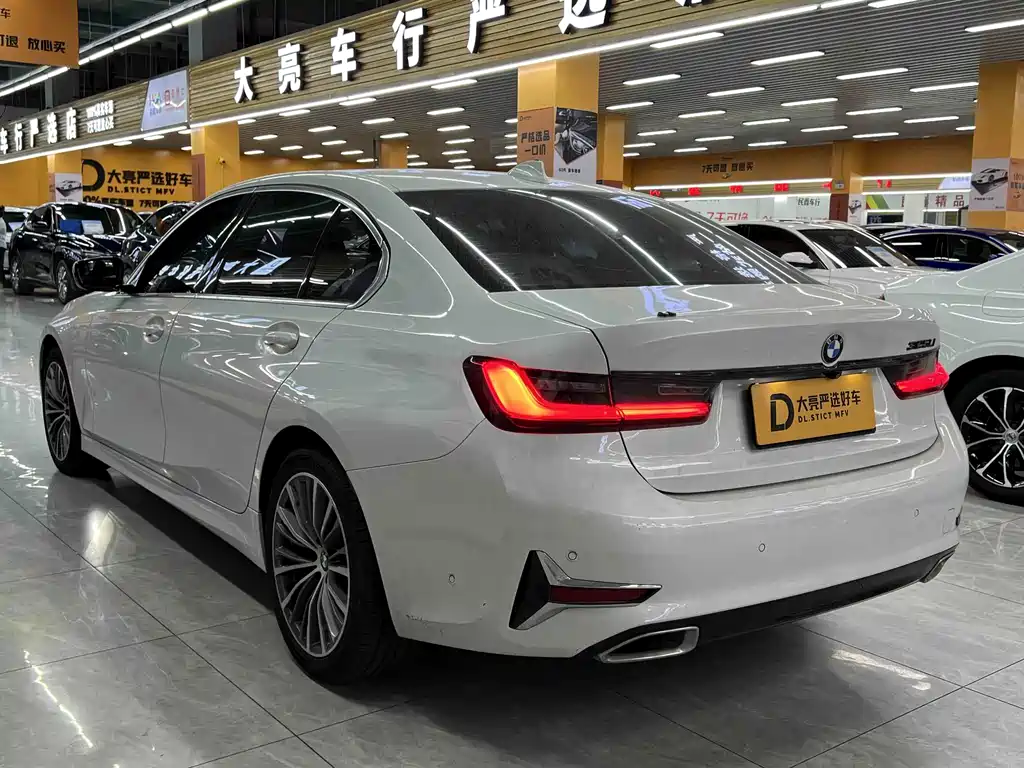 BMW 3 Series — миниатюра 4