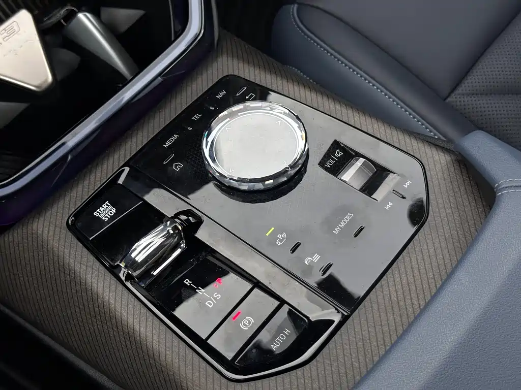 BMW X3 — миниатюра 7