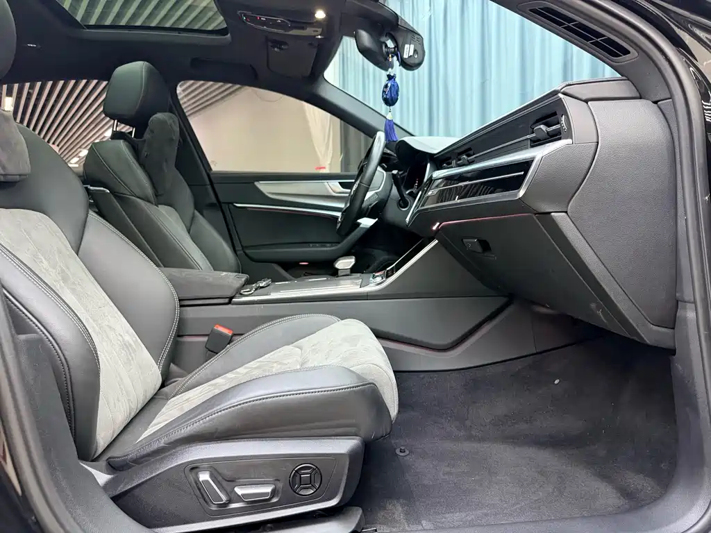Audi A6L — миниатюра 20