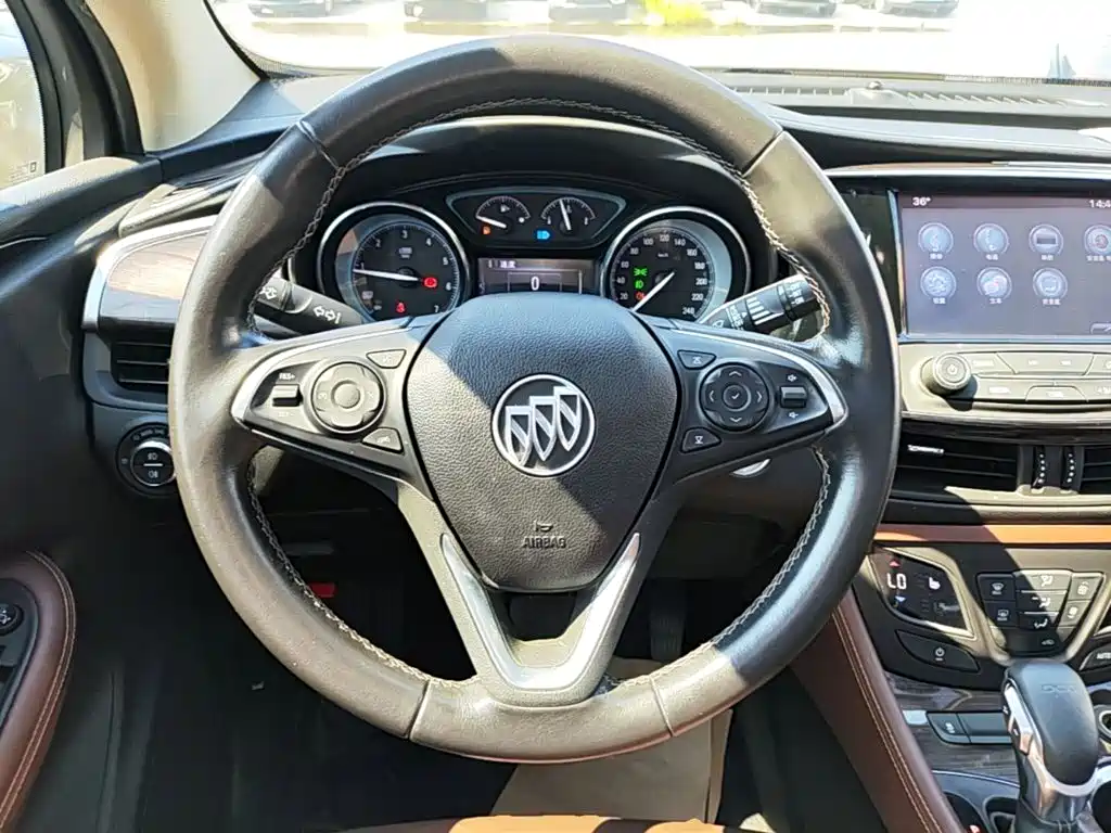 Buick Envision Plus — миниатюра 11