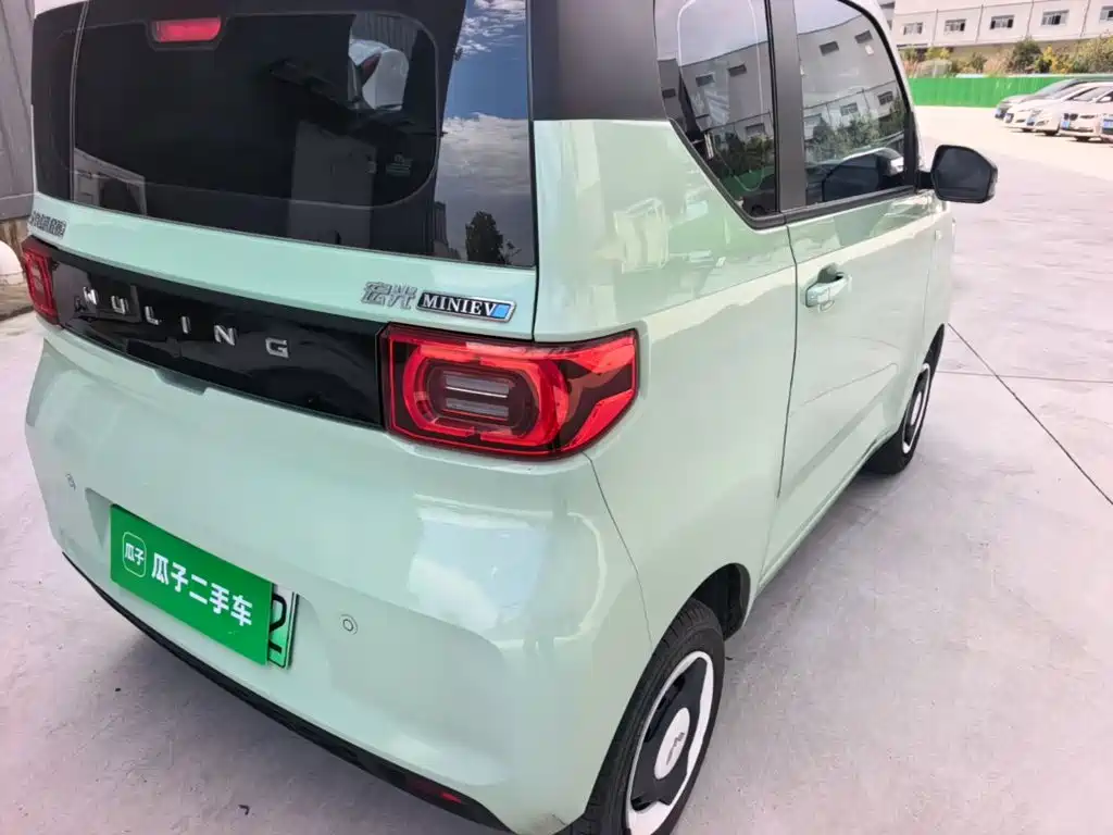 Wuling MINIEV — миниатюра 8