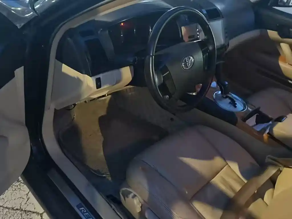 Toyota Reiz — миниатюра 2