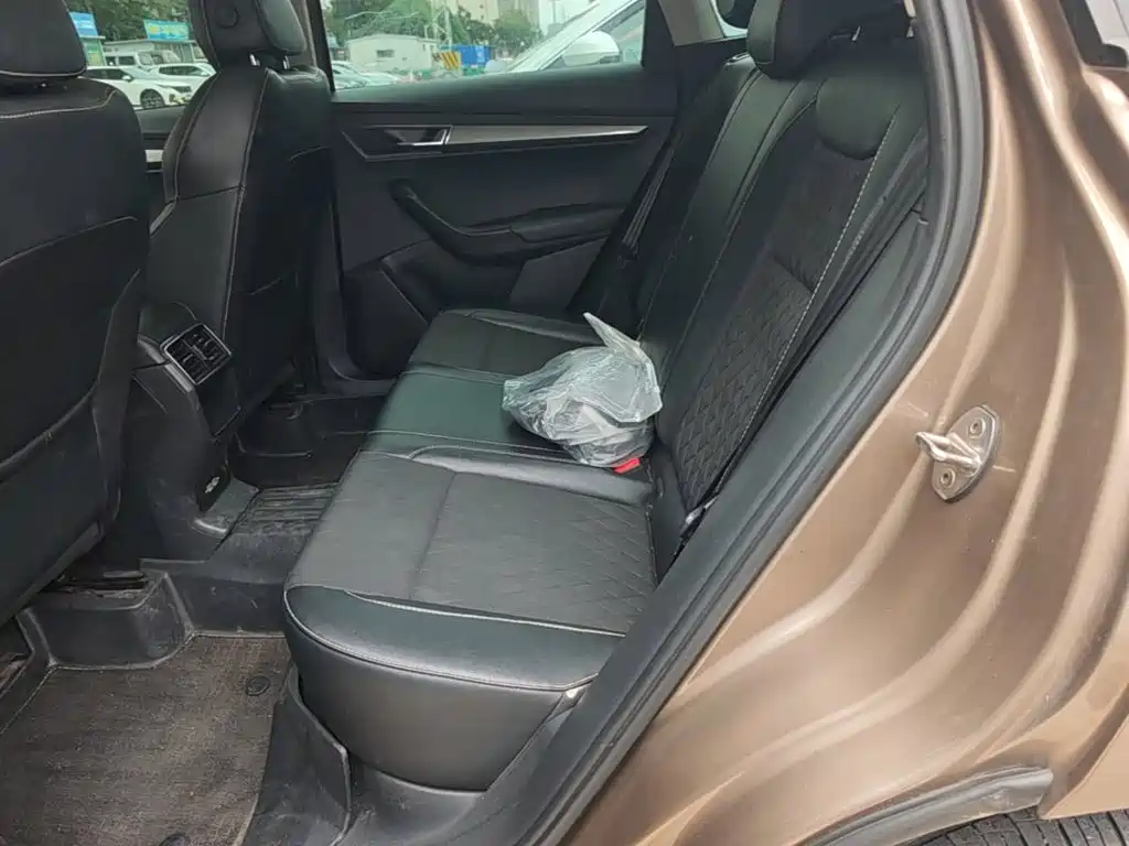 Skoda Karoq — миниатюра 17