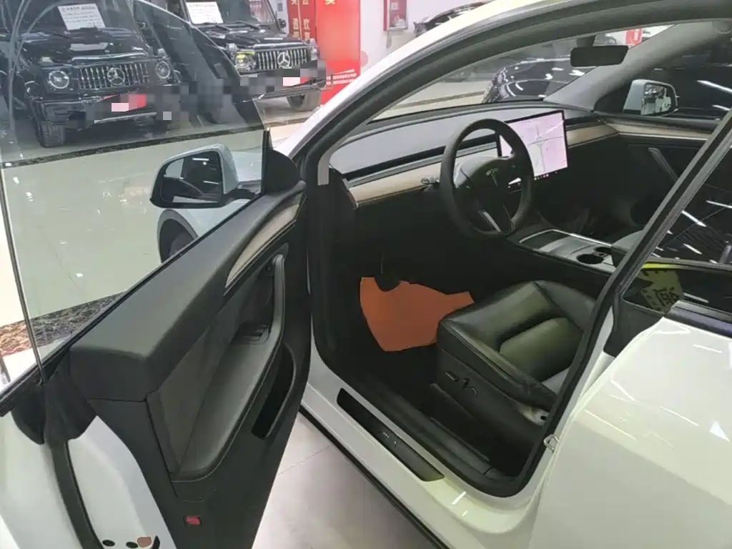Tesla Model Y — фотографии объявления, Фото 13