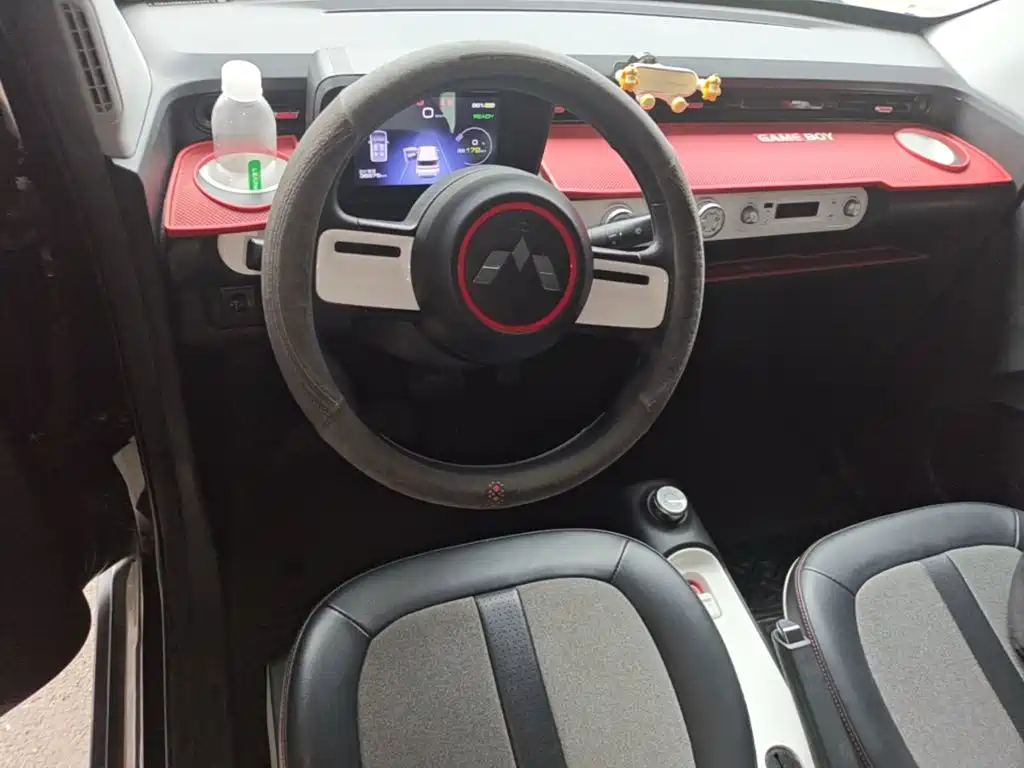 Wuling MINIEV — миниатюра 10