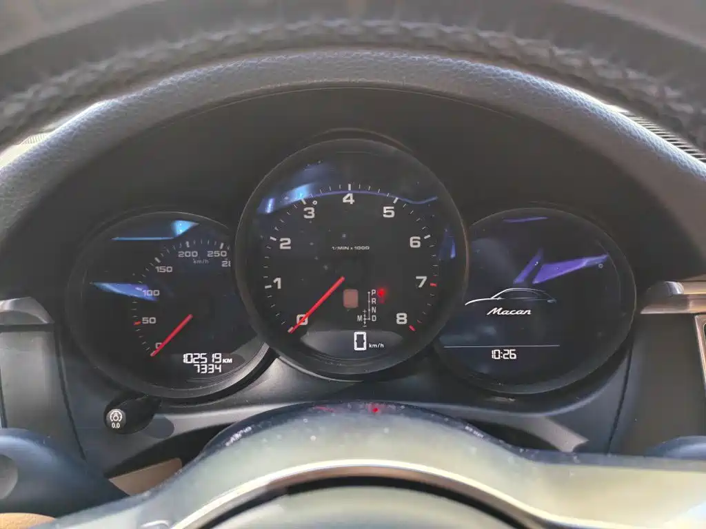 Porsche Macan — миниатюра 4