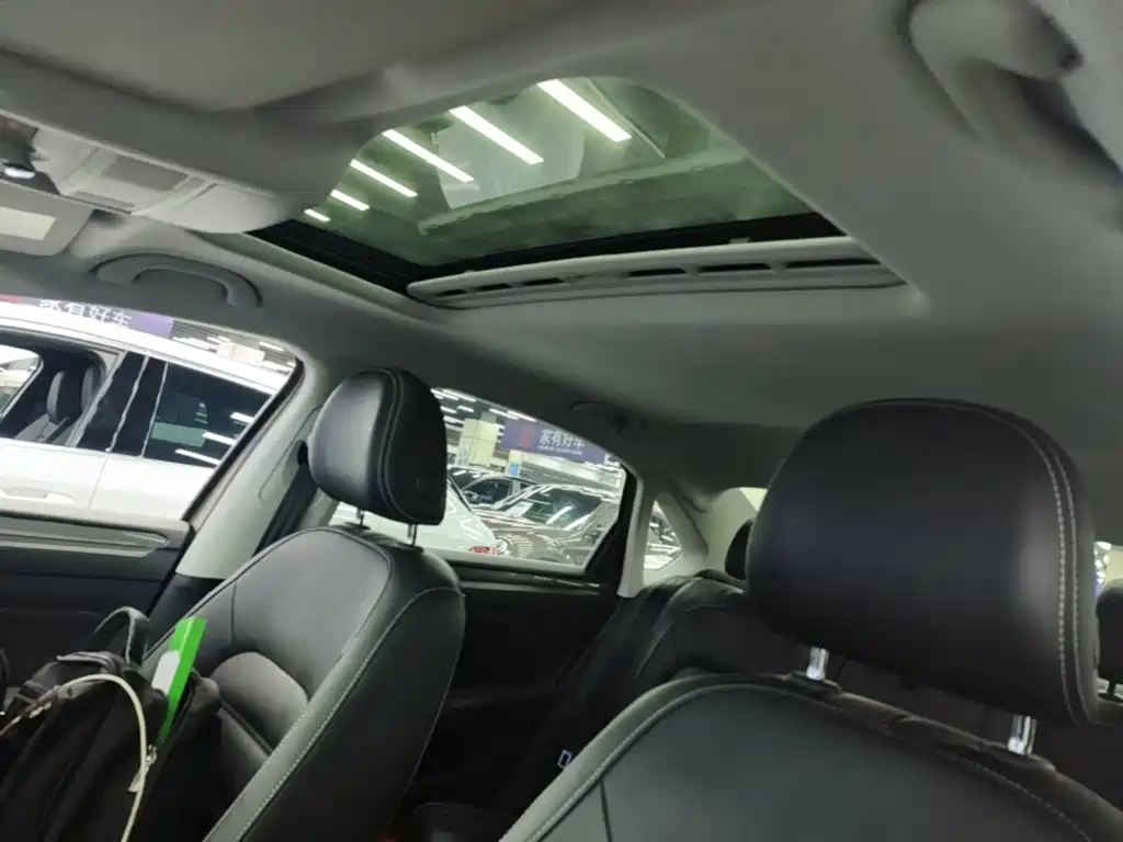 Volkswagen Passat — миниатюра 18