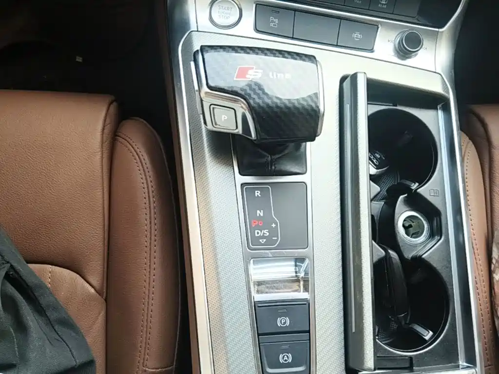 Audi A6L — миниатюра 14