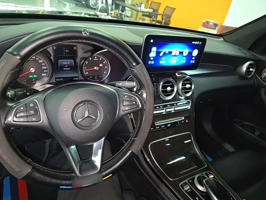 Mercedes-Benz GLC — миниатюра 10