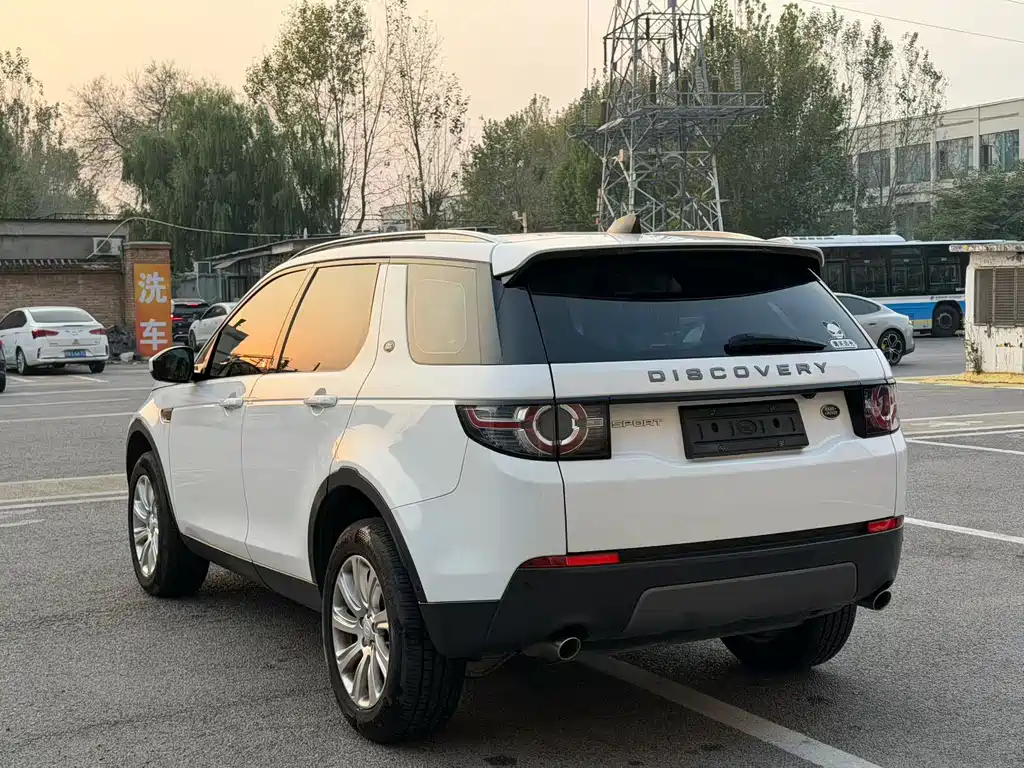 Land Rover Discovery Sport — миниатюра 7