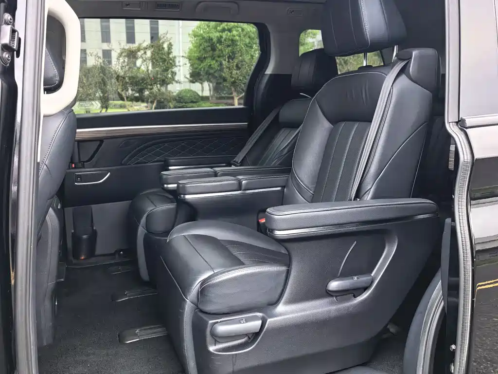 GAC Motor Trumpchi M8 — миниатюра 5
