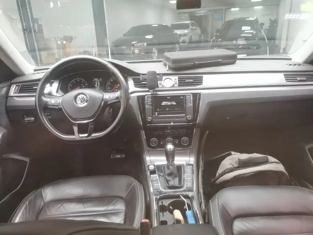 Volkswagen Passat — миниатюра 10