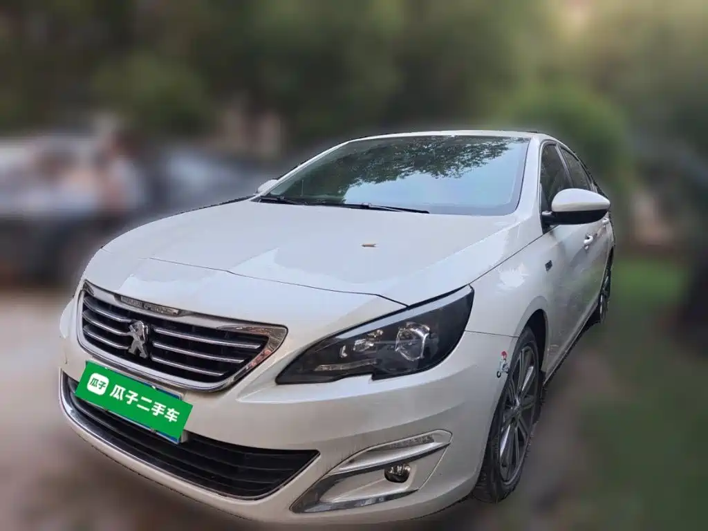 Peugeot 408