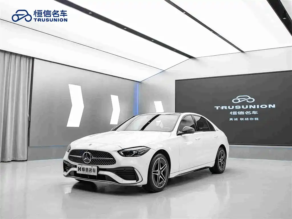 Mercedes-Benz C-Class — миниатюра 3