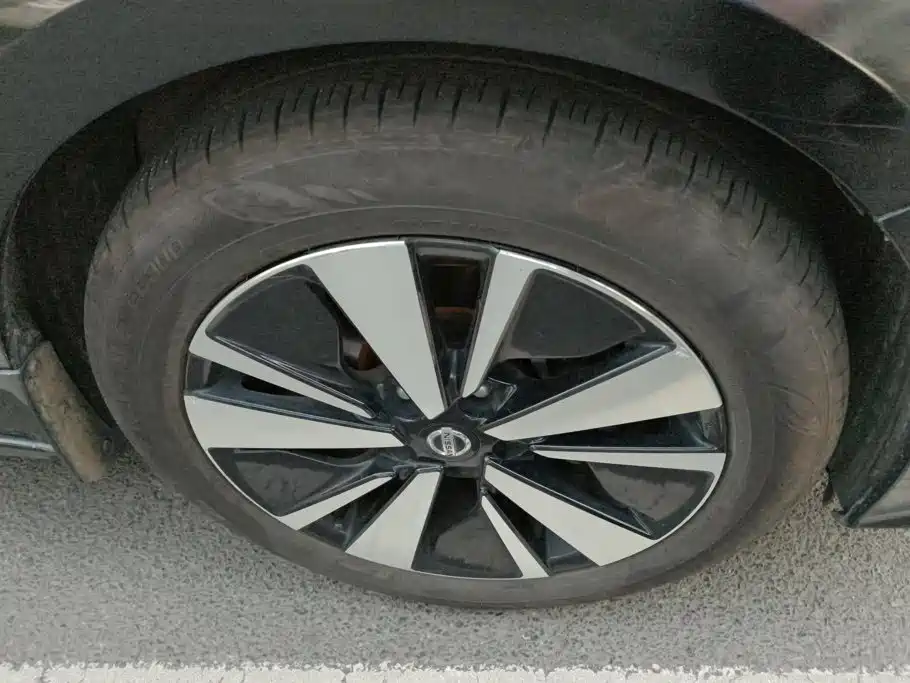 Nissan Teana — миниатюра 6