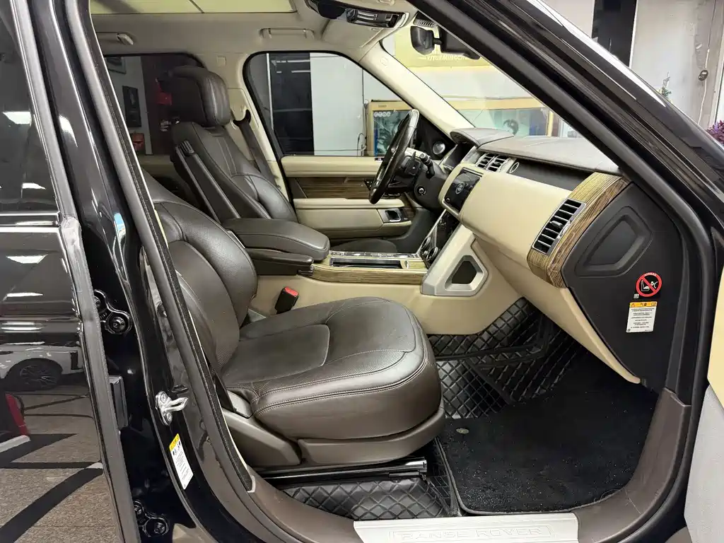 Land Rover Range Rover — миниатюра 12