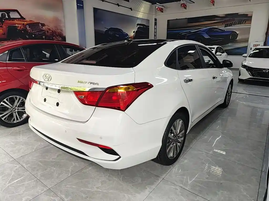 Hyundai Mistra — миниатюра 7