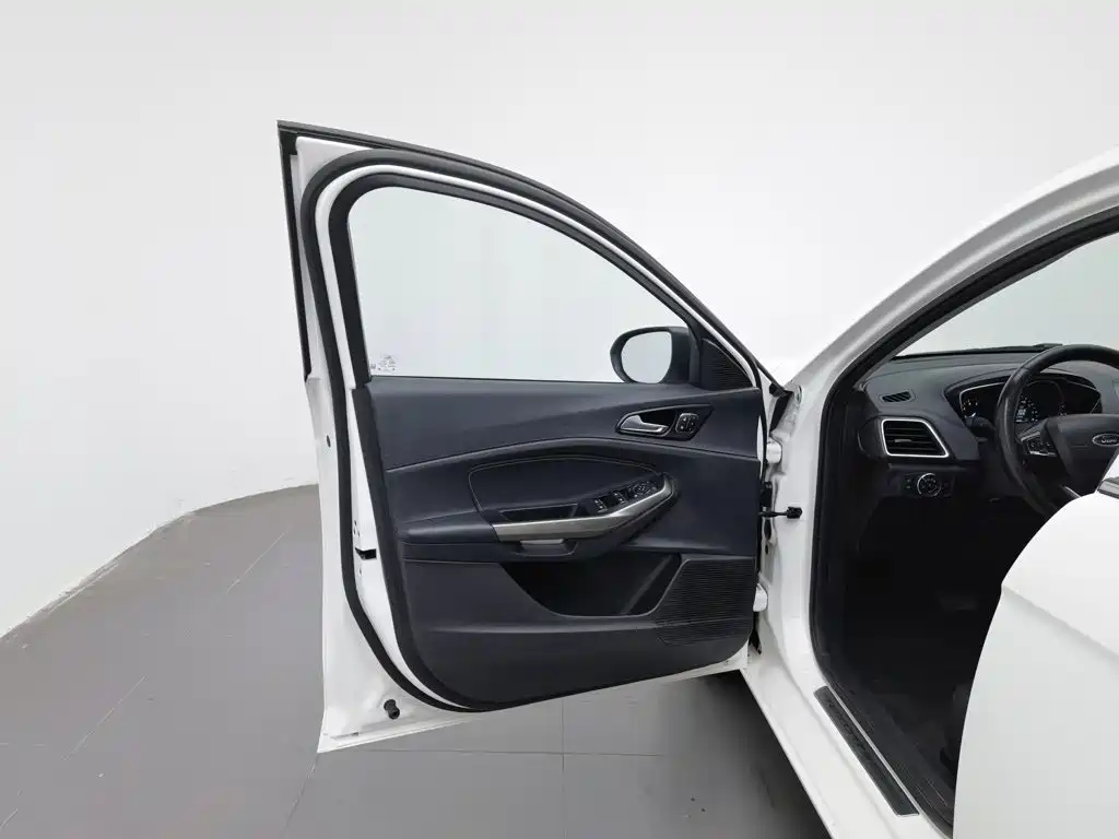 Ford Escort — миниатюра 8