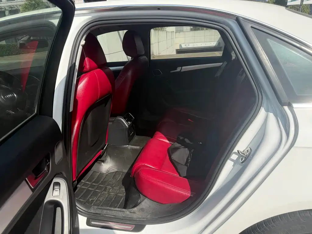 Audi A4L — миниатюра 6
