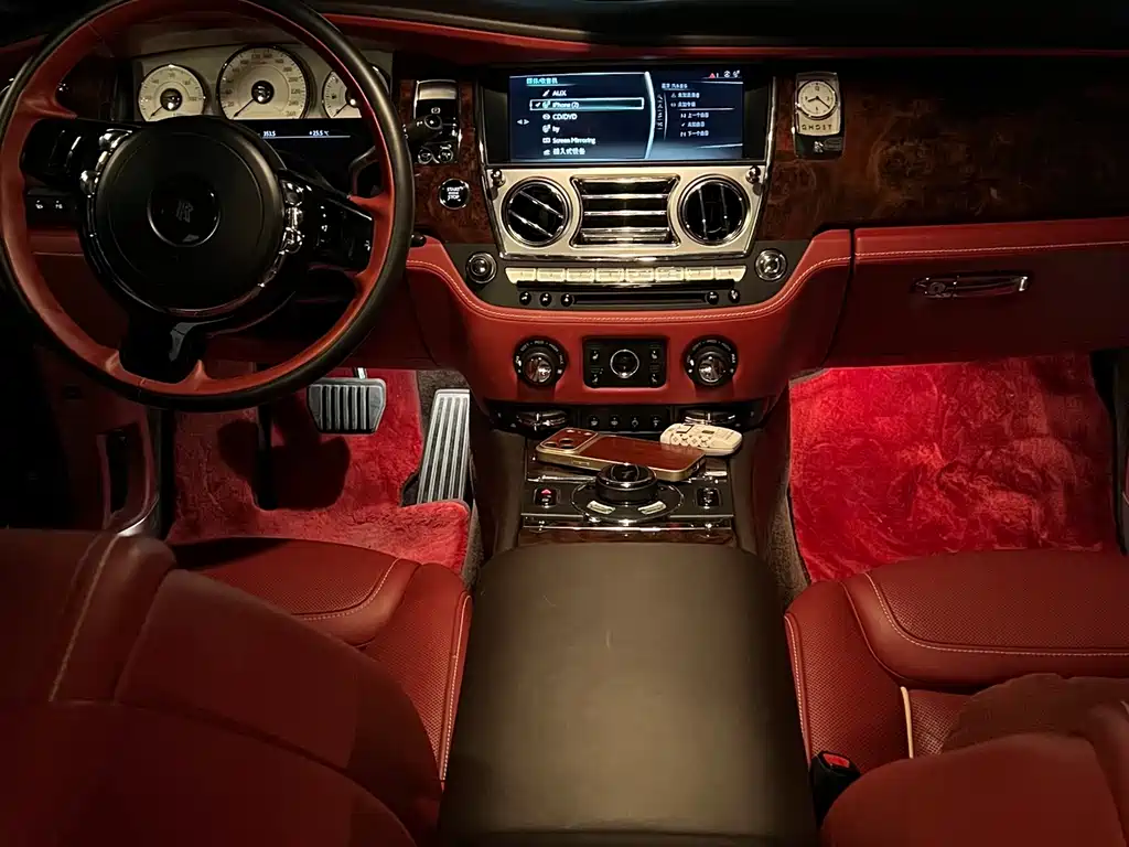 Rolls-Royce Ghost — миниатюра 7