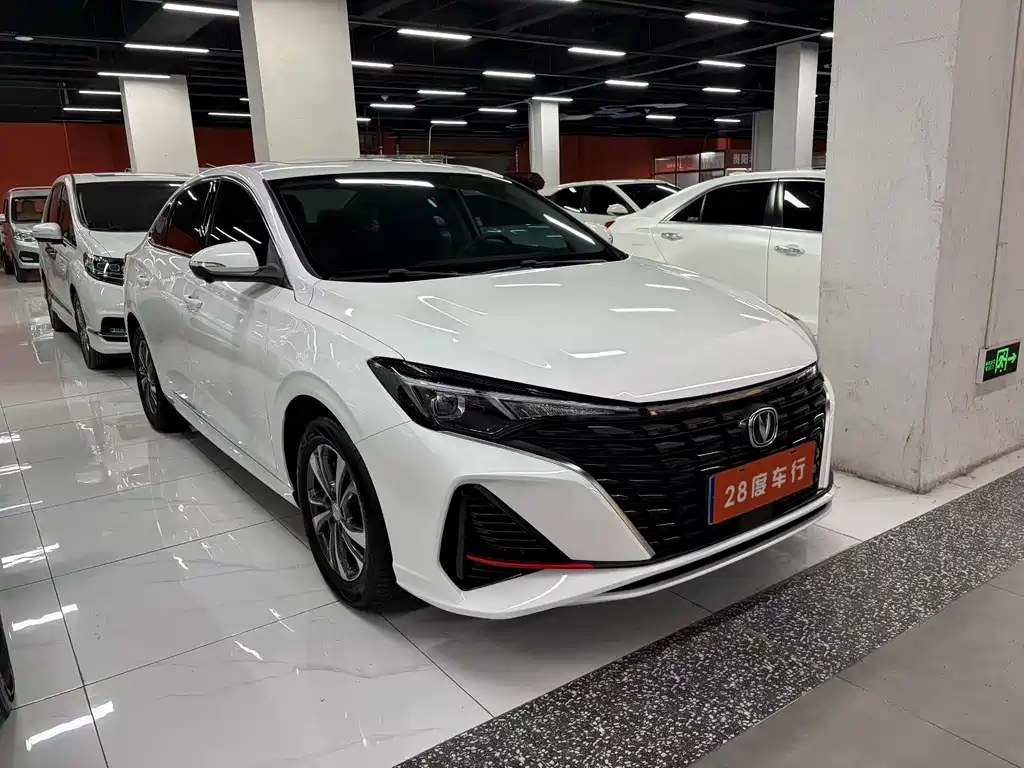 Changan Eado — миниатюра 3