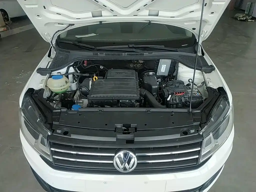 Volkswagen Santana — миниатюра 20