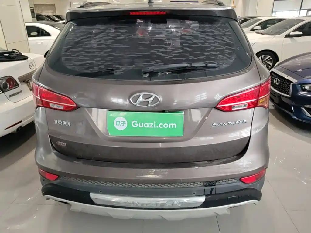 Hyundai Santa Fe — миниатюра 6